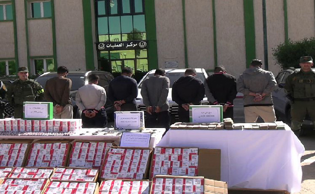 الإطاحة بمجموعة إجرامية تضم 7 موظفين تورطوا في سرقة الكتب المدرسية