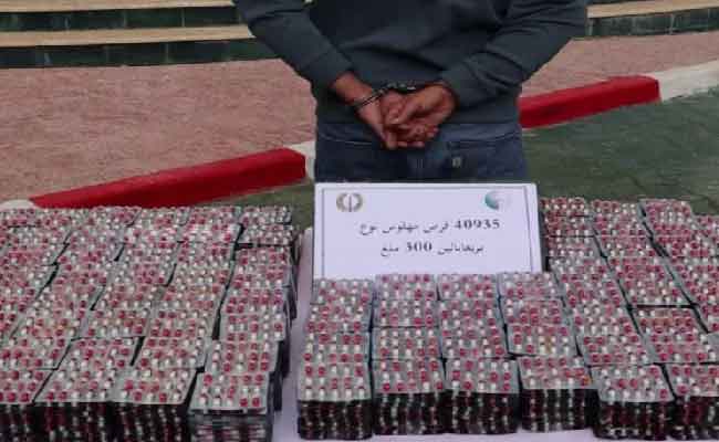 الإطاحة بشبكة إجرامية متلبسة بأزيد من 40ألف قرص مهلوس ببومرداس