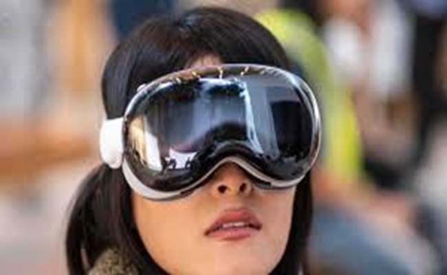 أبل تعزز مزايا 