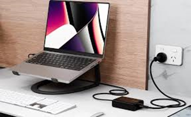 الدور المهم لـ Power Adapter...