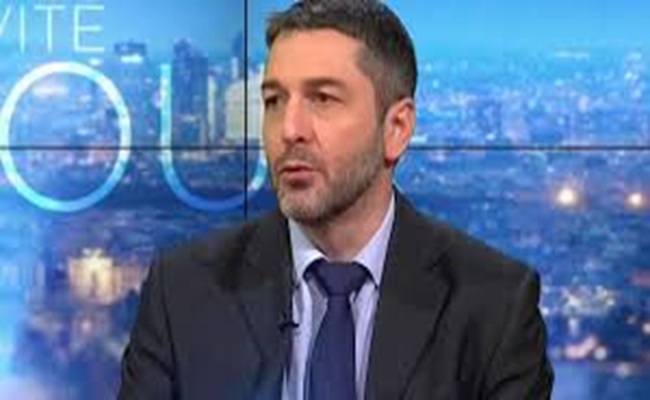 كزافييه مورو...من ضابط نخبة فرنسي إلى صوت الكرملين في أوروبا