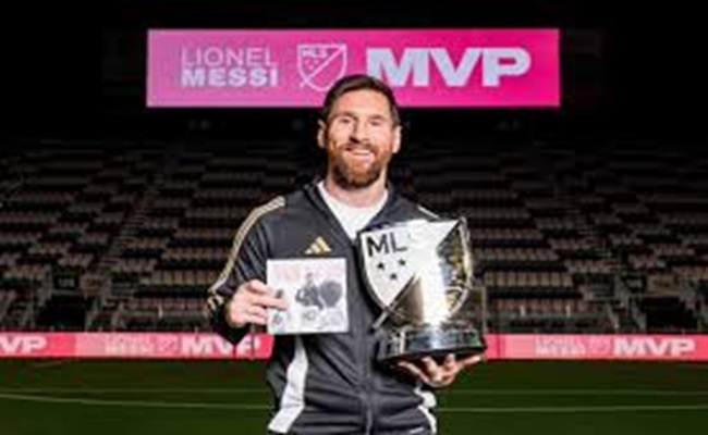 ميسي يتوج بجائزة أفضل لاعب في الدوري الأمريكي...